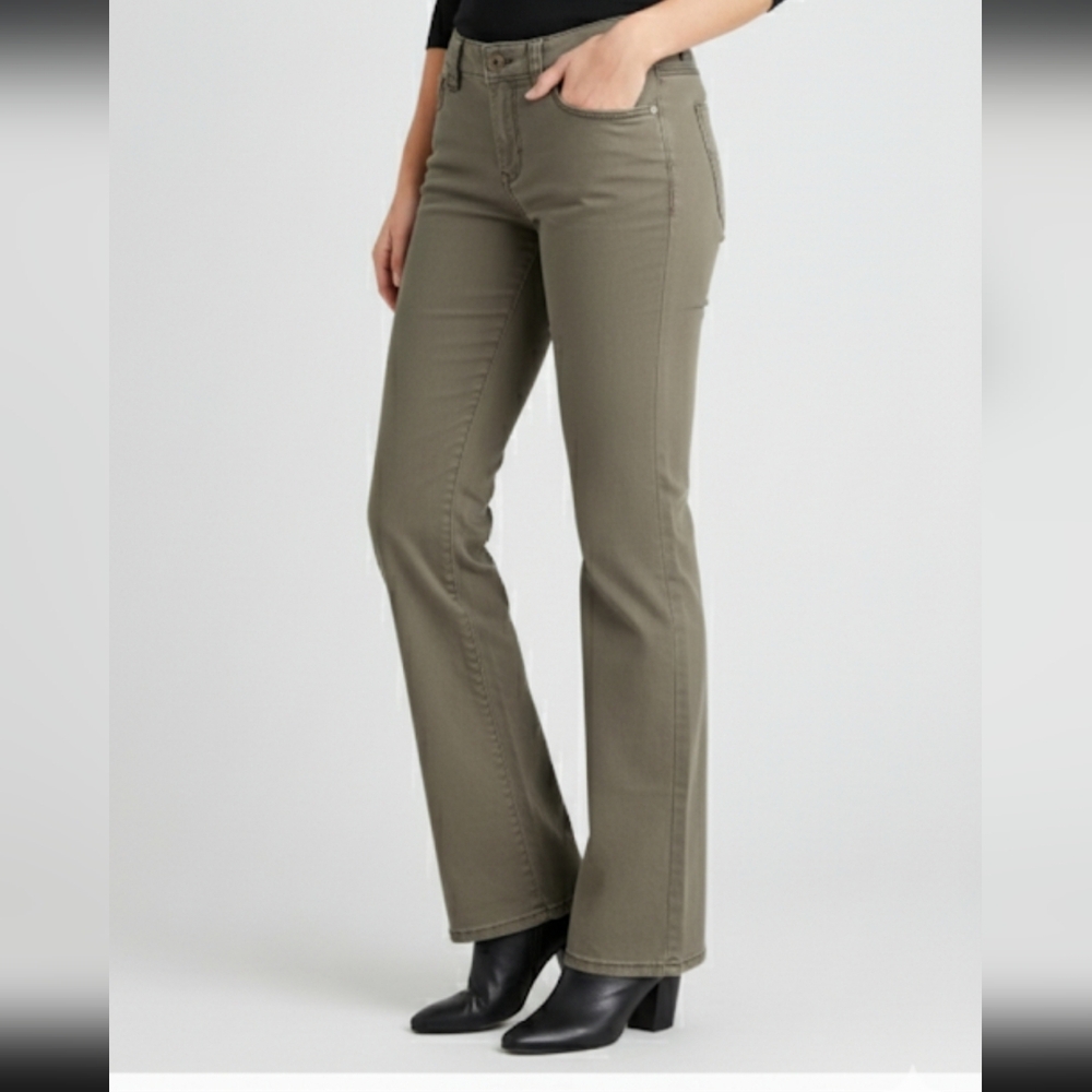 Safari Inspired Calvin Klein Straigh Leg Khaki Green/Brown Jeans - Size 8